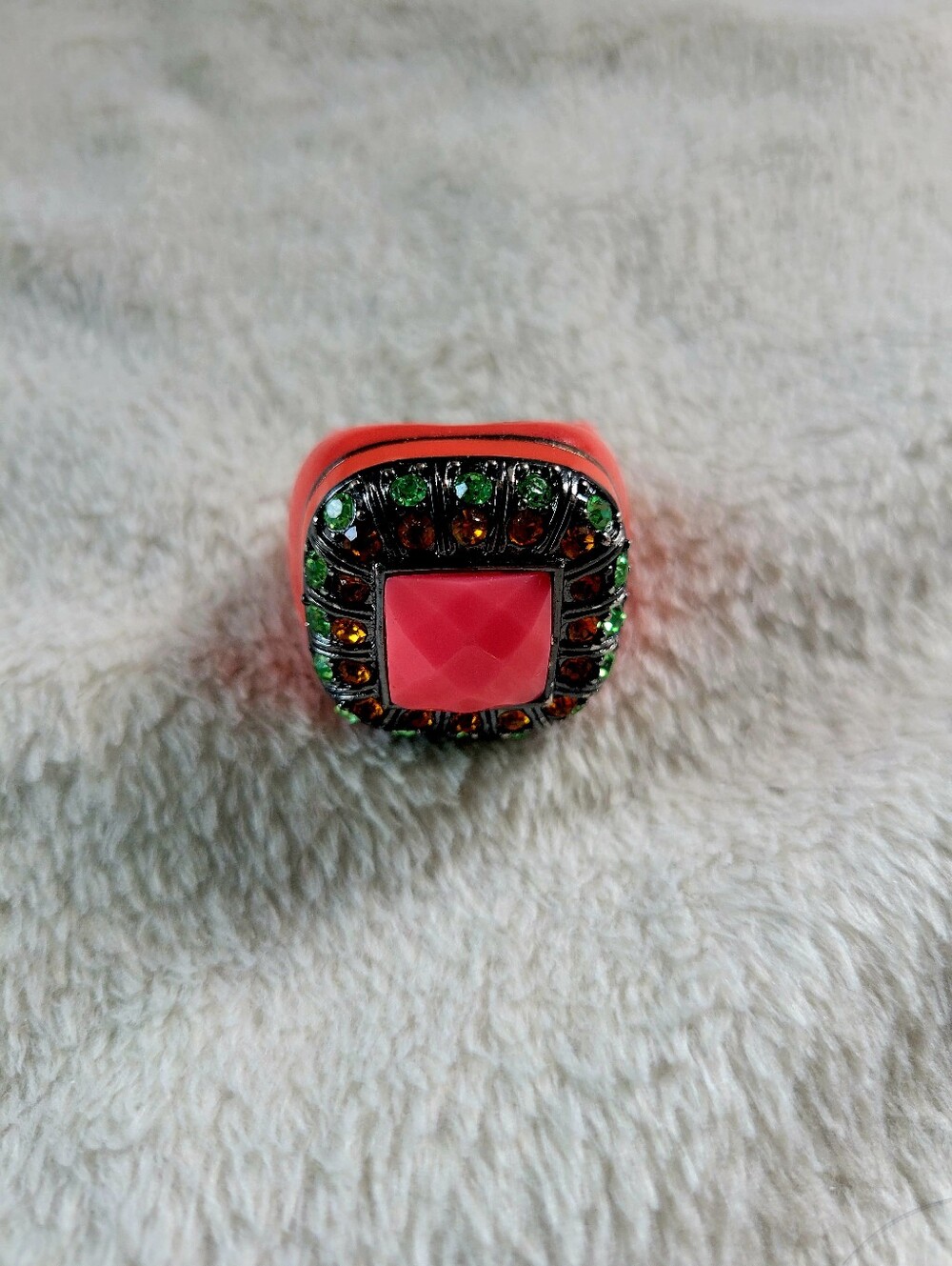GUC Bold Chunky Mod Coral Pink Cocktail Statement Stretch Ring (US 7.5) - Picture 15 of 15